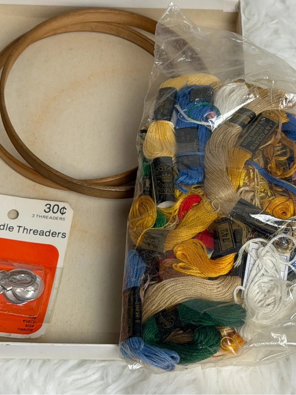 Dritz Needle Threaders & Embroidery Floss Kit with Wooden Hoops - Multicolor